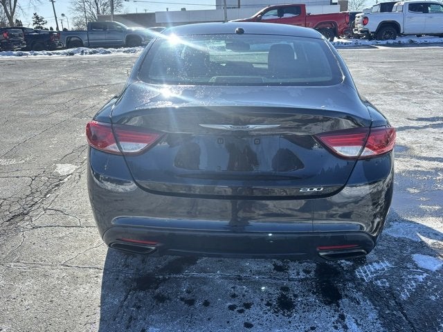 2015 Chrysler 200 S