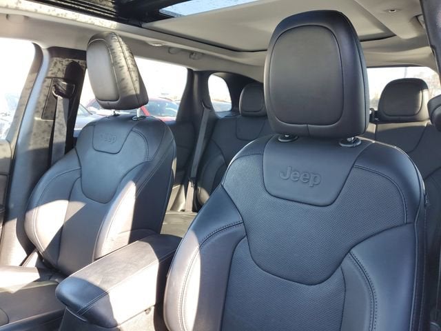 2022 Jeep Cherokee Latitude Lux