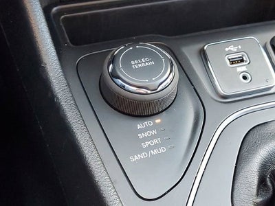 2022 Jeep Cherokee Latitude Lux