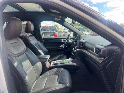 2022 Ford Explorer Platinum