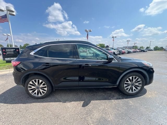 2022 Ford Escape Titanium