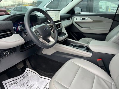 2025 Ford Explorer Active