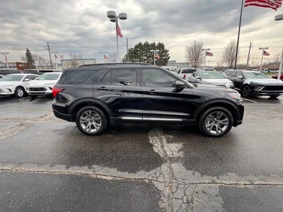 2025 Ford Explorer Active