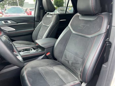2025 FORD TRUCK EXPLORER Base