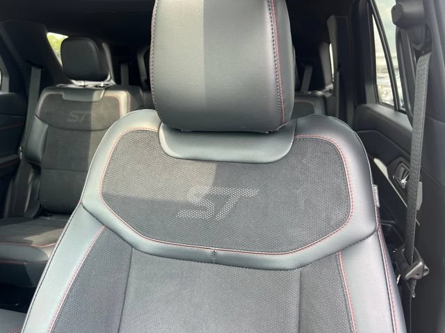 2025 FORD TRUCK EXPLORER Base