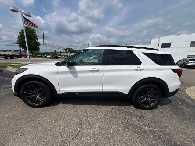 2025 FORD TRUCK EXPLORER Base