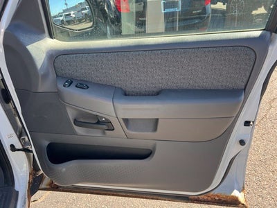 2002 Ford Explorer XLS