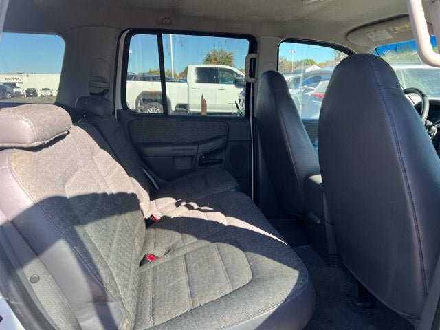 2002 Ford Explorer XLS