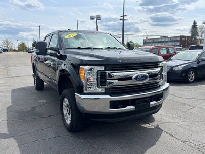 2017 Ford Super Duty F-250 SRW Lariat