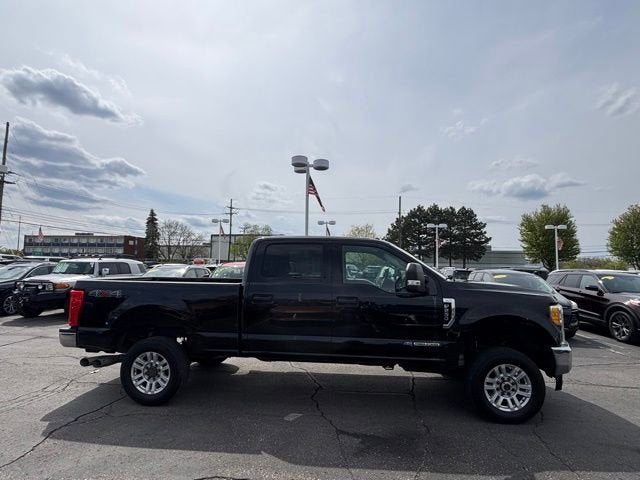 2017 Ford Super Duty F-250 SRW Lariat