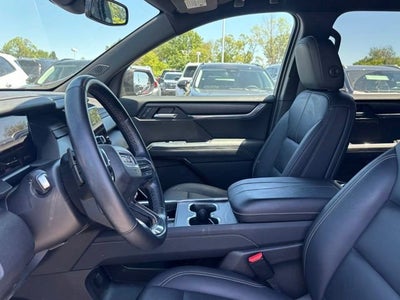 2024 GMC Acadia Elevation