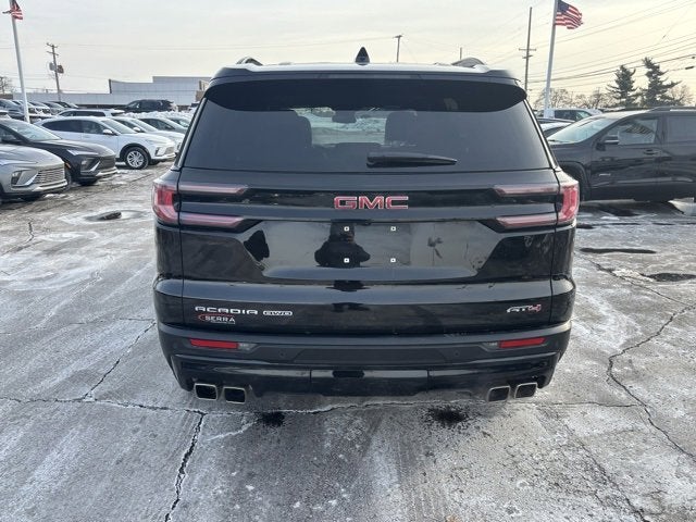 2024 GMC Acadia AT4