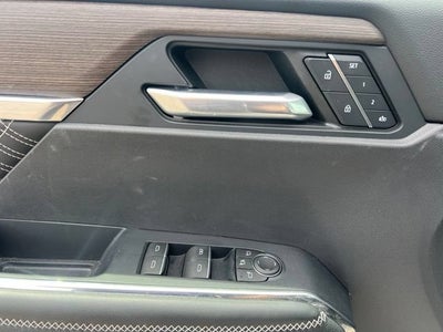 2025 GMC Acadia Denali