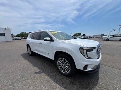 2025 GMC Acadia Denali