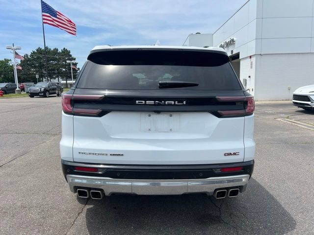 2025 GMC Acadia Denali
