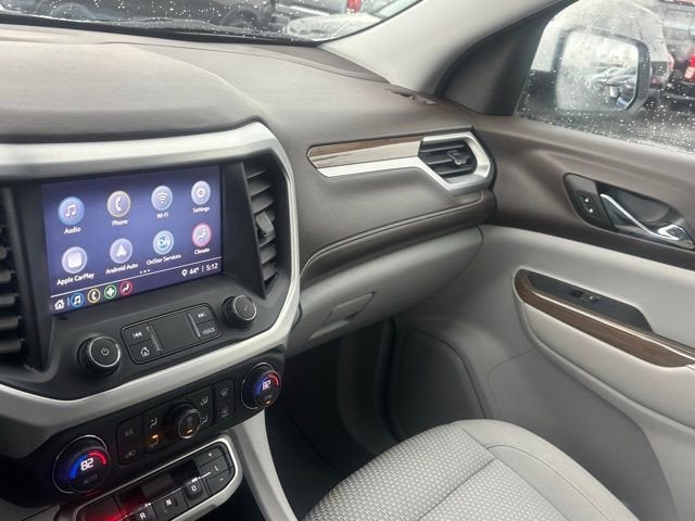 2022 GMC Acadia SLE