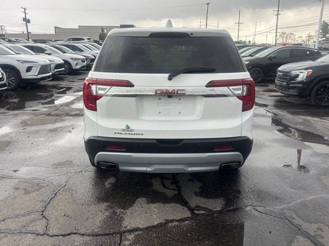 2022 GMC Acadia SLE