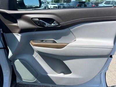 2022 GMC Acadia SLE