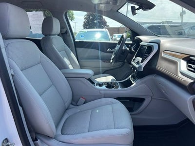 2022 GMC Acadia SLE