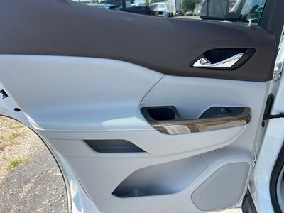 2022 GMC Acadia SLE