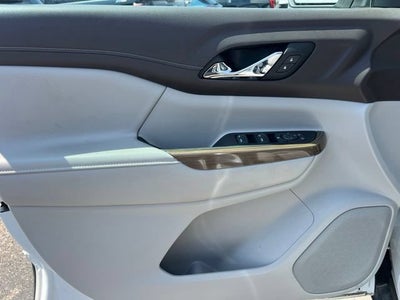 2022 GMC Acadia SLE