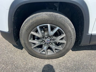 2022 GMC Acadia SLE