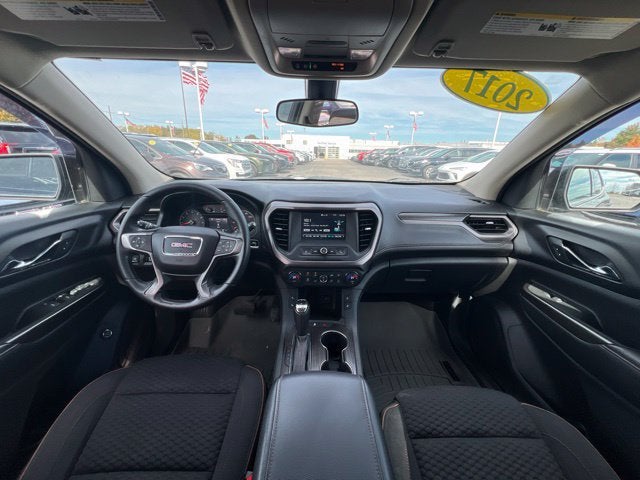 2017 GMC Acadia SLE
