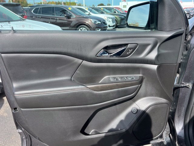 2017 GMC Acadia SLE