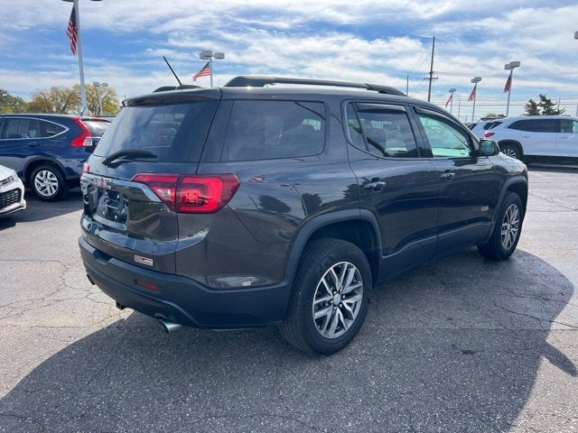 2017 GMC Acadia SLE