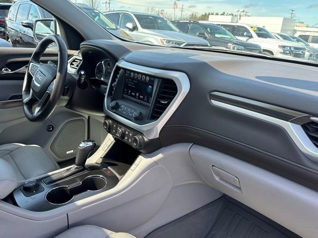 2018 GMC Acadia SLT