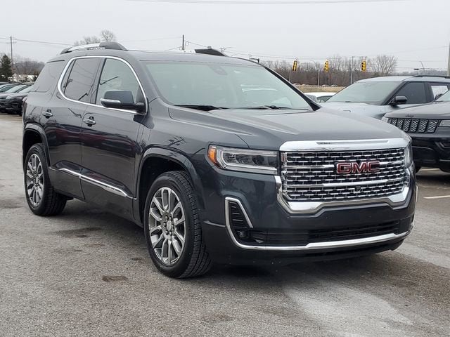 2023 GMC Acadia Denali