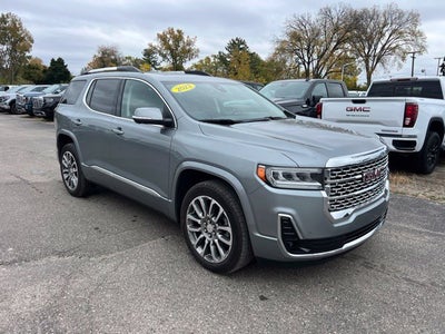 2023 GMC Acadia Denali