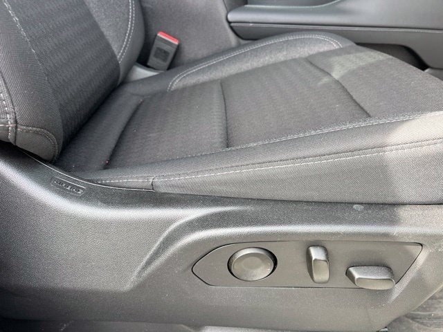 2023 GMC Yukon SLE