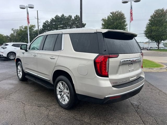 2023 GMC Yukon SLT