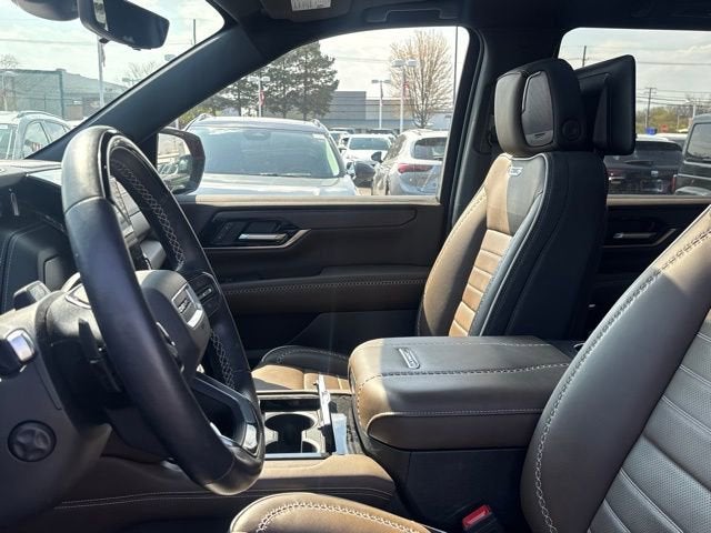 2025 GMC Yukon Denali Ultimate