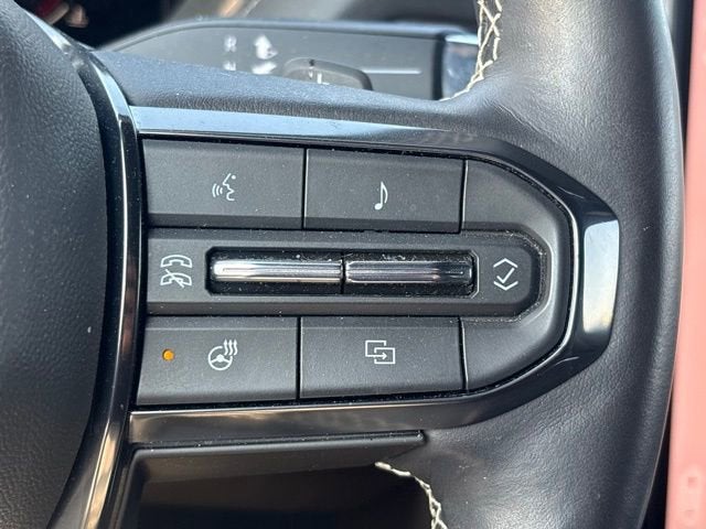 2025 GMC Yukon Denali Ultimate