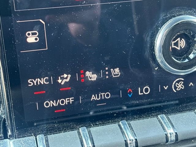 2025 GMC Yukon Denali Ultimate