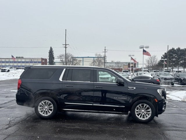 2023 GMC Yukon XL SLT