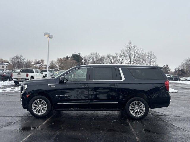 2023 GMC Yukon XL SLT