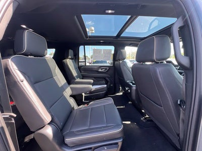 2023 GMC Yukon XL SLT