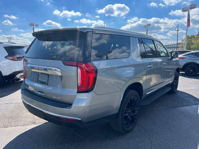 2023 GMC Yukon XL SLT