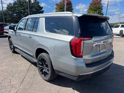 2023 GMC Yukon XL SLT