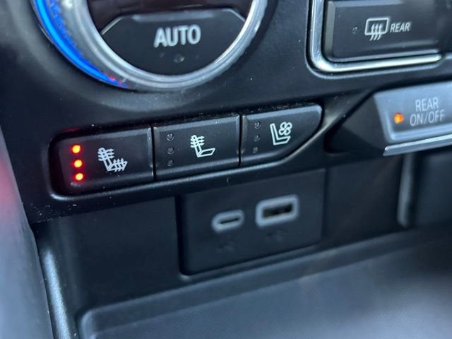 2024 GMC Yukon XL AT4