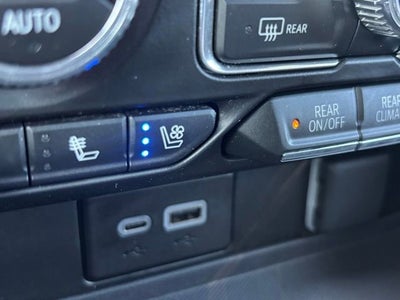 2024 GMC Yukon XL AT4