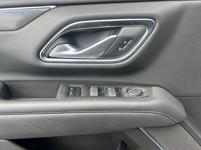 2022 GMC Yukon XL AT4
