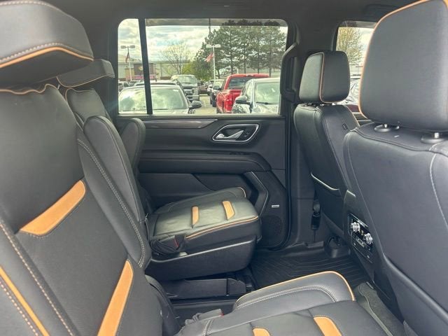2022 GMC Yukon XL AT4