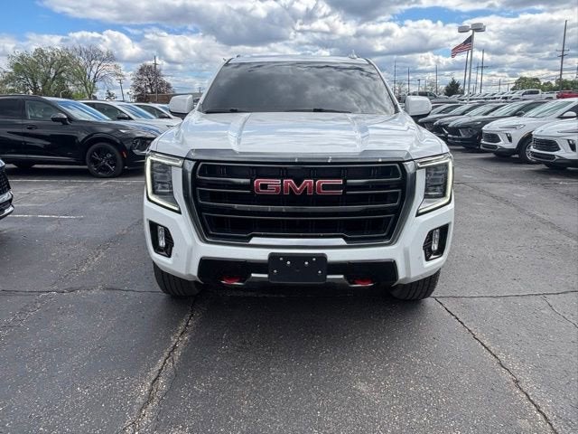 2022 GMC Yukon XL AT4