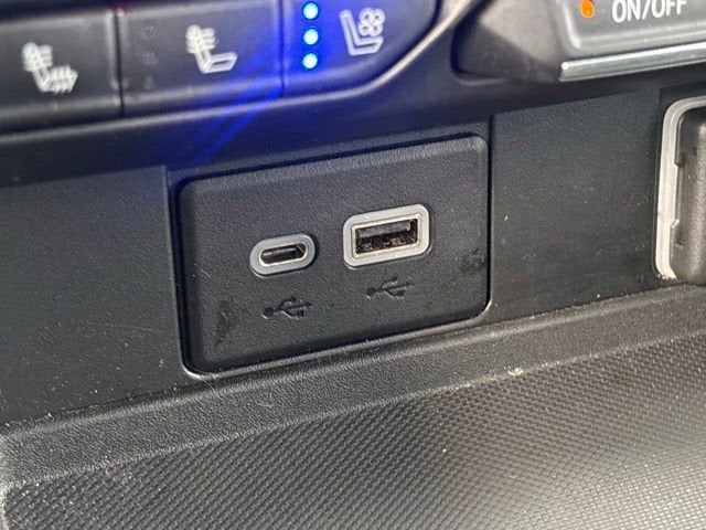 2022 GMC Yukon XL AT4