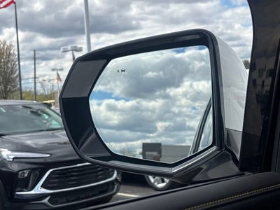 2022 GMC Yukon XL AT4