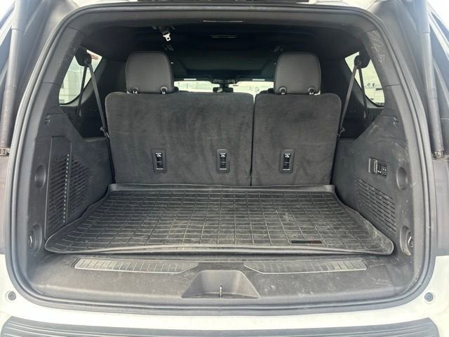 2022 GMC Yukon XL AT4